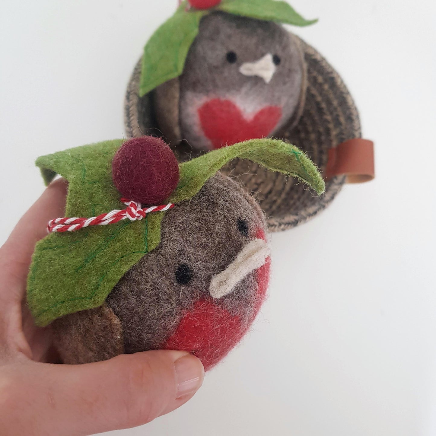 Christmas Theme: Felt a Fat Robin