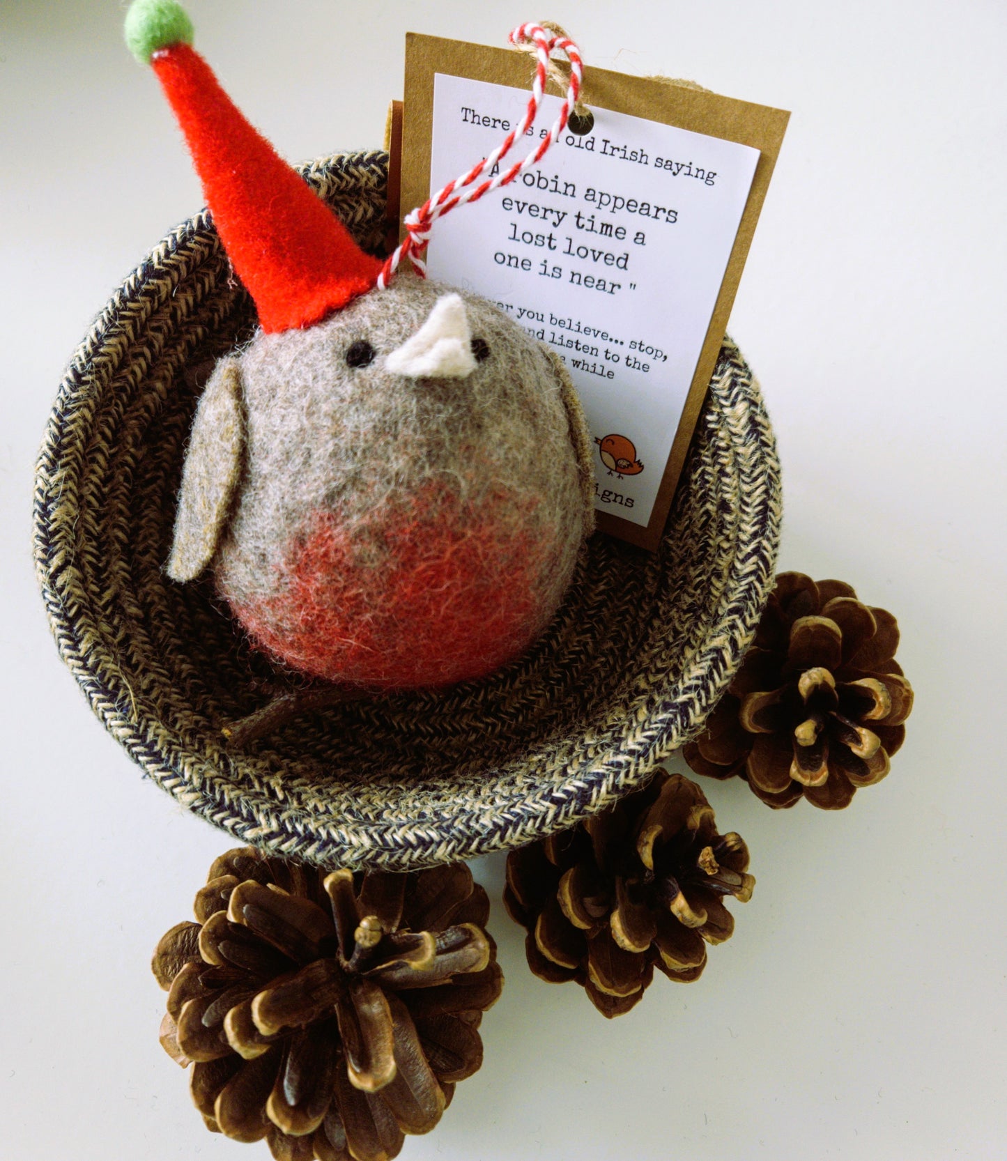 Fat Robin Felted Bauble