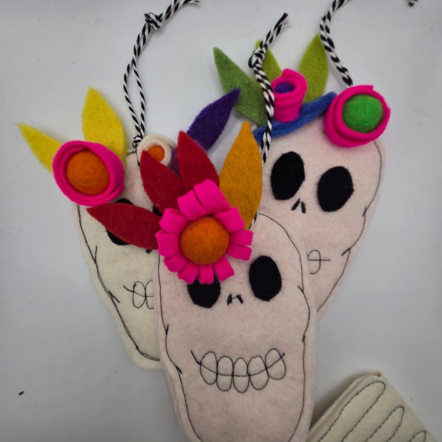 Spooky Skeletons- Just Hanging Around!