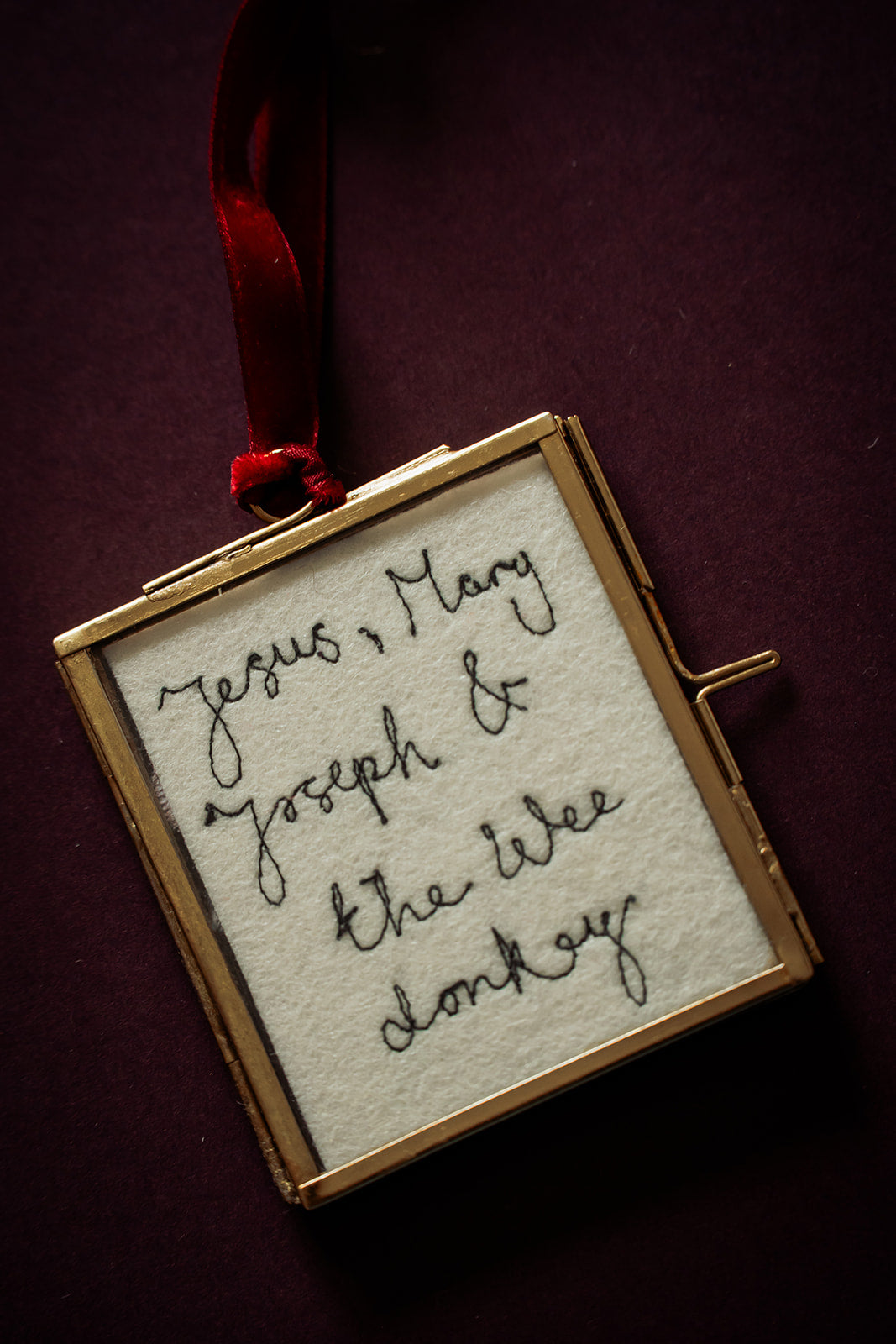 Jaysus, Mary & Joseph Kiko Frame